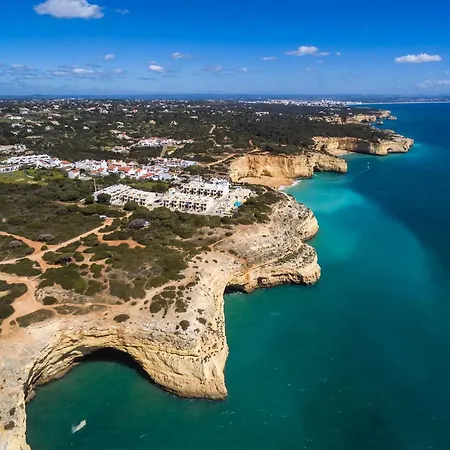 Casa Mulholanda بيناغيل